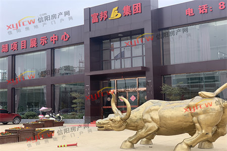 山水人家3室2厅1卫116m2简单装修
